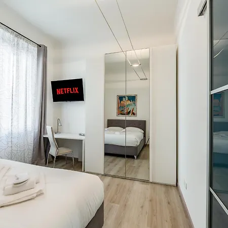 Design Loft - Porta Vittoria 20 Minutes To Duomo 아파트