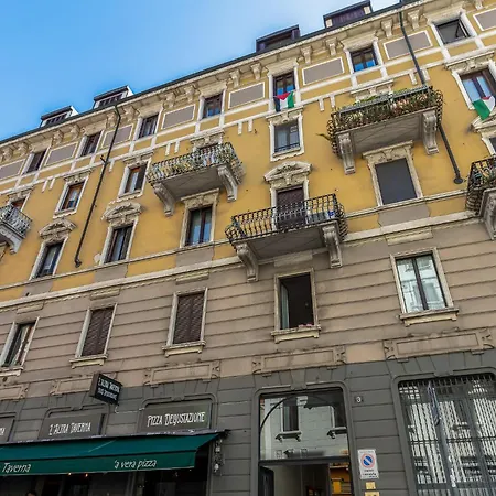 Design Loft - Porta Vittoria 20 Minutes To Duomo 아파트 *
